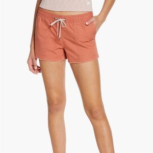 NWOT Vuori Vintage Ripstop shorts       Size S